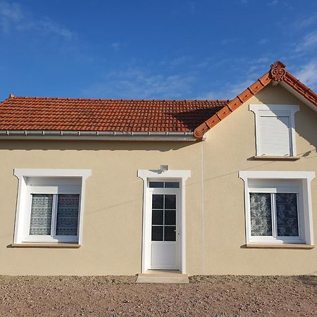 Chez Pilou Villa Varennes-sur-Allier Exterior foto